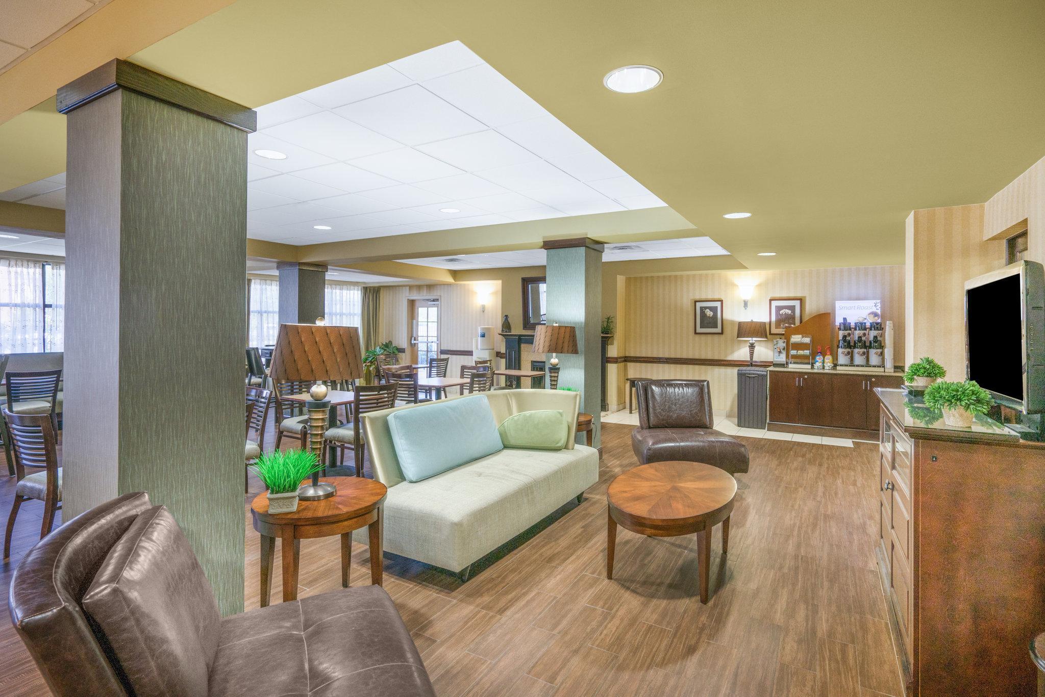 Holiday Inn Express Hotel & Suites- Gadsden By Ihg Екстериор снимка