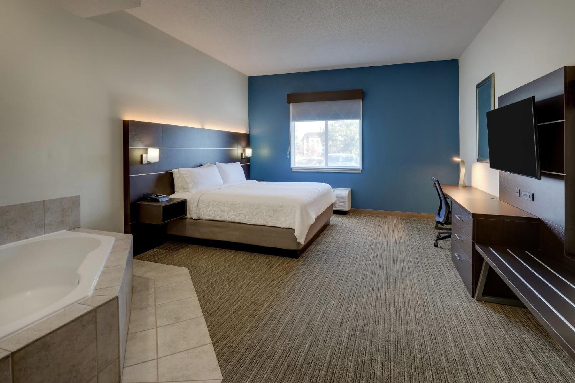 Holiday Inn Express Hotel & Suites- Gadsden By Ihg Екстериор снимка